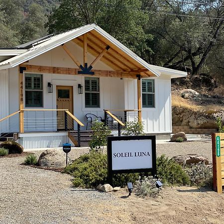 Soleil Luna 2 Miles From Sequoia Park Entrance Three Rivers Luaran gambar